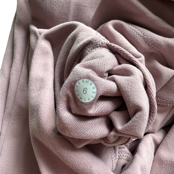 Lululemon Align 25” Leggings - Size 6, Vintage Mauve - Picture 12 of 12